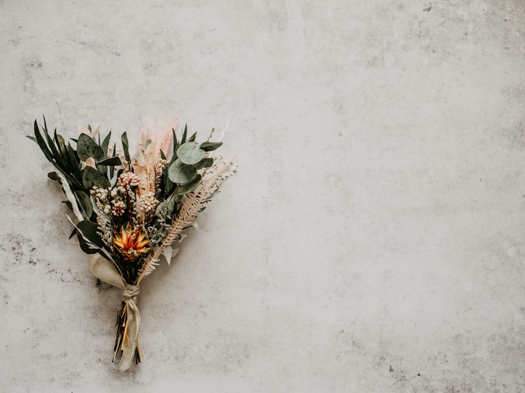 Beautiful Floral Wrapping Paper: The Perfect Finishing Touch